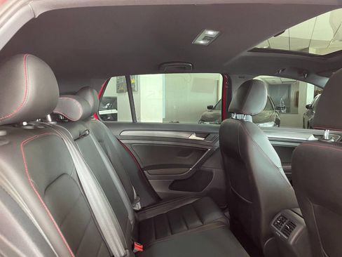 Used 2020 Volkswagen GTI SE image 25