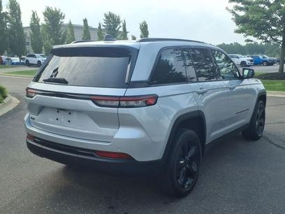 Used 2024 Jeep Grand Cherokee Altitude
