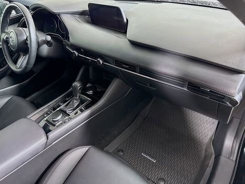 Used 2024 MAZDA MAZDA3 s image 28