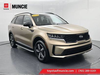 Used 2021 Kia Sorento S w/ Panoramic Sunroof Package