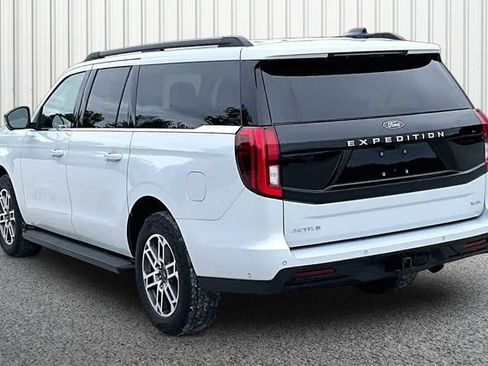Used 2025 Ford Expedition Max Active AWD/4WD image 10