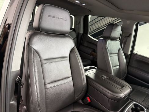 Used 2020 GMC Sierra 1500 Denali w/ Denali Ultimate Package AWD/4WD image 25