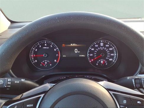 Used 2024 Kia Forte LXS w/ LXS Technology Package image 12