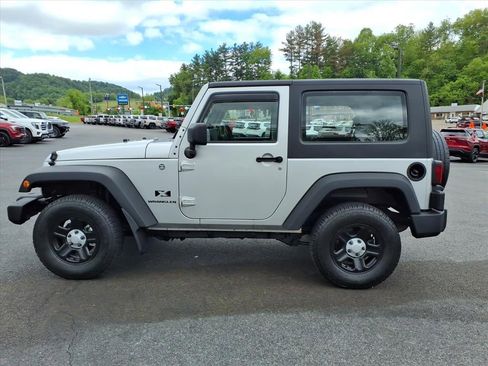 Used 2008 Jeep Wrangler X AWD/4WD image 9