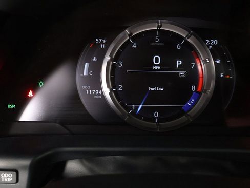 Used 2024 Lexus ES 350 F Sport w/ Technology Package image 40