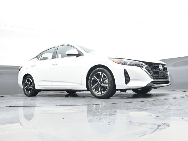 Used 2025 Nissan Sentra SV FWD image 30