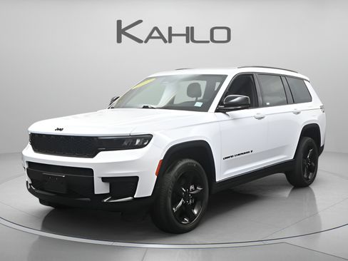 Used 2023 Jeep Grand Cherokee L Laredo AWD/4WD image 1