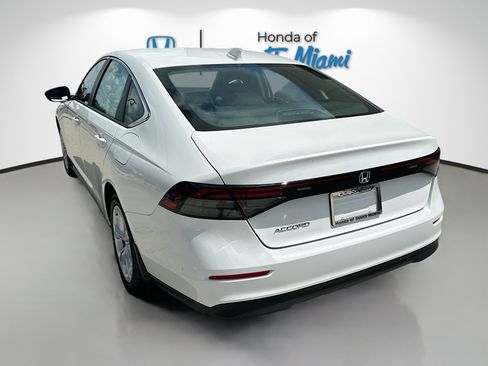 New 2025 Honda Accord LX image 4