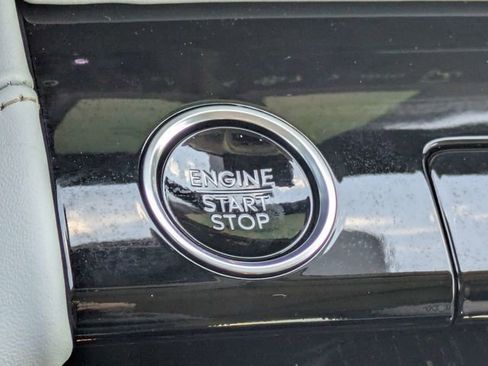 New 2026 Lincoln Navigator L Black Label AWD/4WD image 28