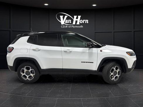 Used 2022 Jeep Compass Trailhawk w/ Trailhawk Elite Group AWD/4WD image 8
