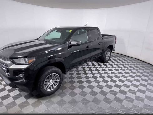 Certified 2023 Chevrolet Colorado LT w/ LT Convenience Package image 8