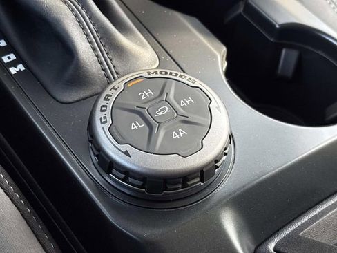 New 2025 Ford Bronco Badlands image 29