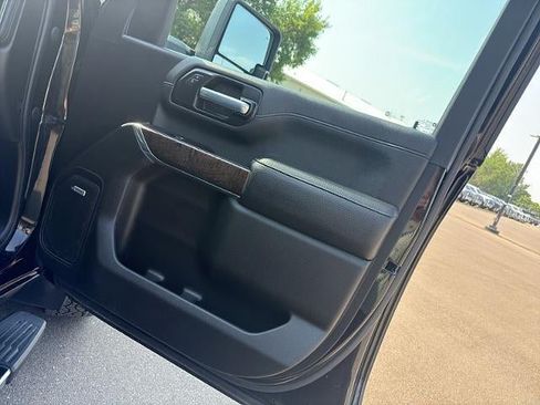 Used 2022 GMC Sierra 3500 Denali w/ Denali Ultimate Package AWD/4WD image 16