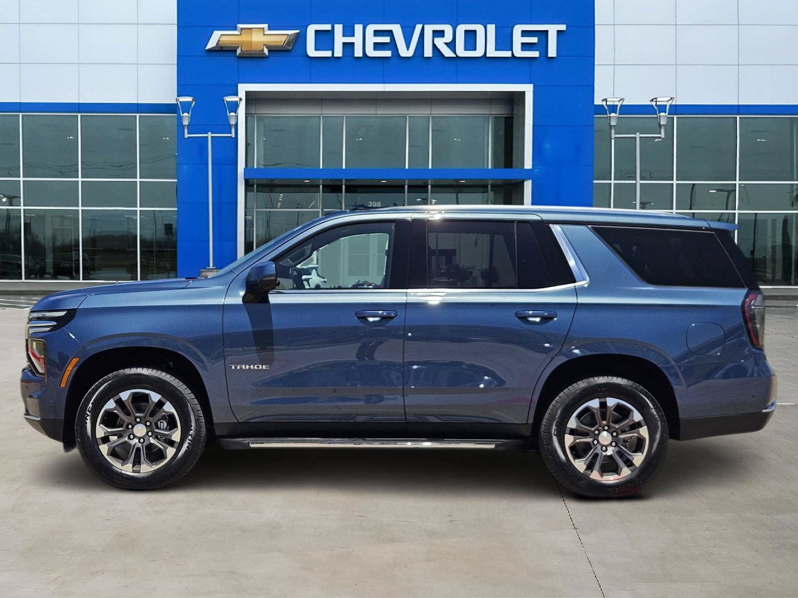 New 2026 Chevrolet Tahoe LT w/ Comfort Package AWD/4WD image 3