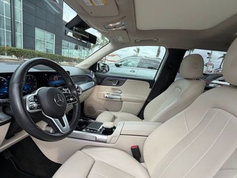 Certified 2021 Mercedes-Benz GLB 250 image 2