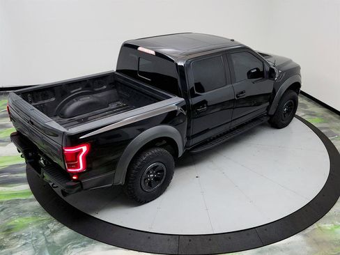Used 2018 Ford F150 Raptor w/ Equipment Group 802A Luxury image 35