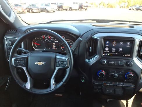 Used 2019 Chevrolet Silverado 1500 LT w/ All-Star Edition image 17