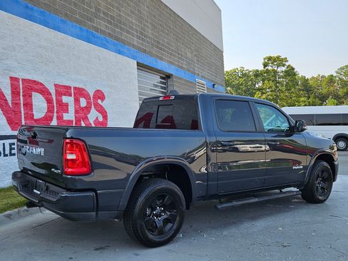 Used 2025 RAM 1500 Big Horn AWD/4WD image 7