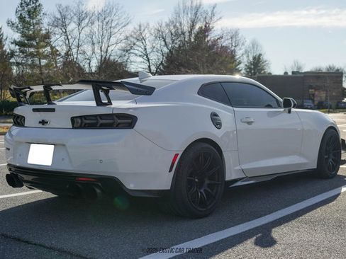Used 2017 Chevrolet Camaro ZL1 image 8