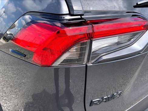 Certified 2025 Toyota RAV4 XLE AWD/4WD image 28