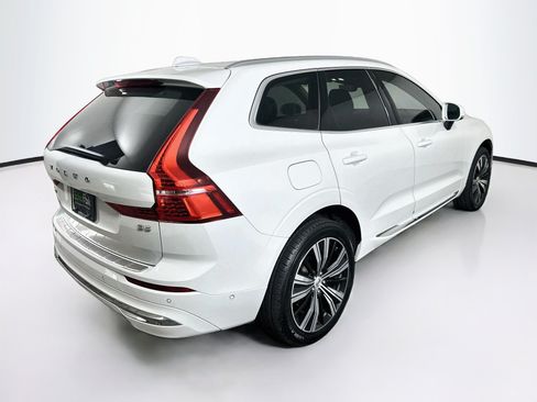 Used 2022 Volvo XC60 B5 Inscription w/ Advanced Package FWD image 9