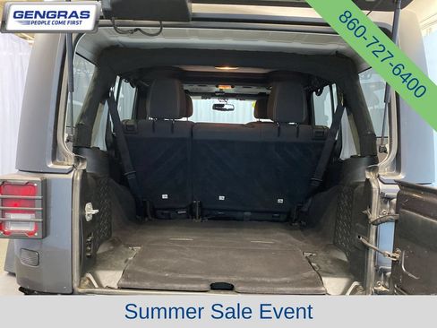 Used 2017 Jeep Wrangler Unlimited Rubicon AWD/4WD image 29