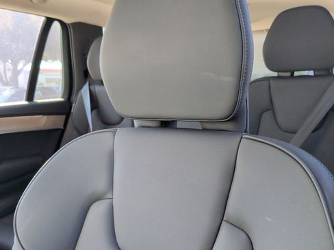 Used 2025 Volvo XC90 B6 Plus image 30