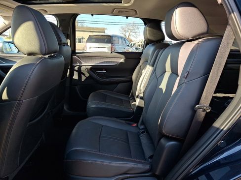 Used 2024 MAZDA CX-90 3.3 Turbo w/ Premium Package image 10