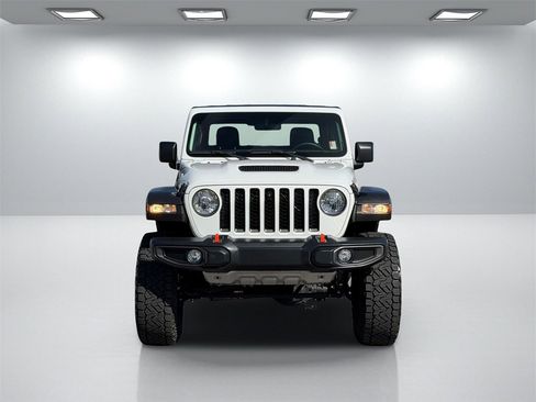 Used 2022 Jeep Gladiator Mojave w/ Cold Weather Group image 9