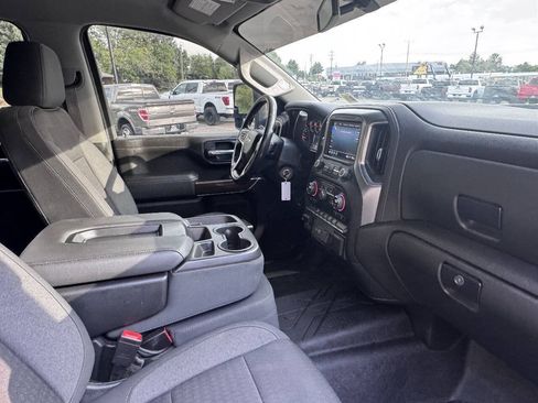 Used 2022 Chevrolet Silverado 2500 LT w/ Fleet Comfort Package AWD/4WD image 14