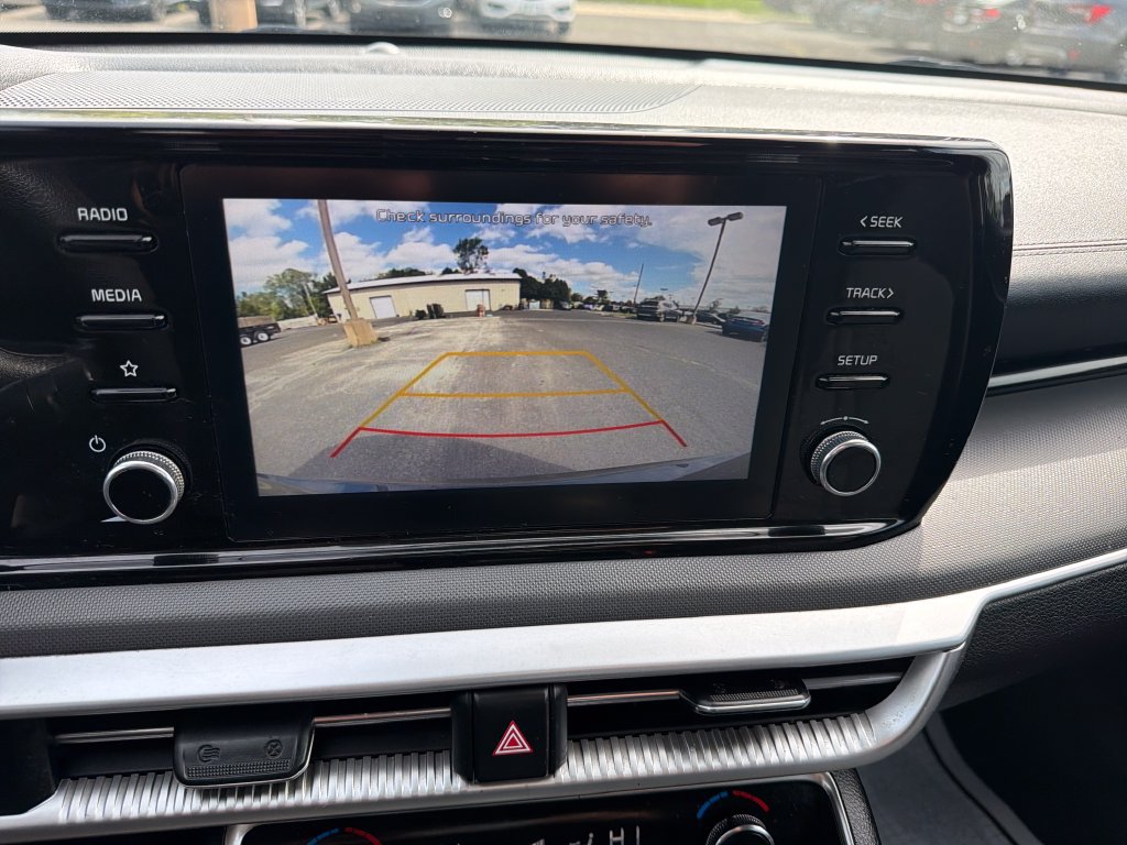 Used 2021 Kia K5 LXS FWD image 22