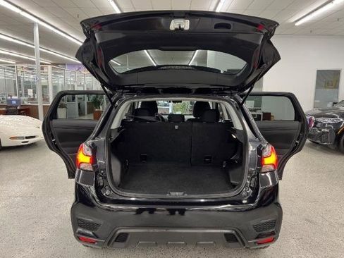 Used 2020 Mitsubishi Outlander Sport ES image 31