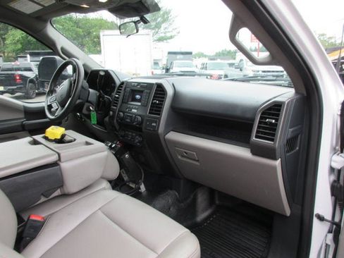 Used 2022 Ford F550 4x4 Regular Cab Super Duty image 11