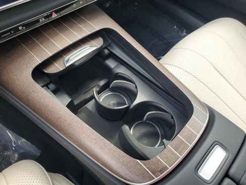 Certified 2025 Mercedes-Benz E 350 Sedan image 23