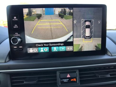 Used 2023 Honda Pilot Elite image 22