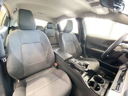 Used 2023 Toyota Prius LE AWD/4WD image 26