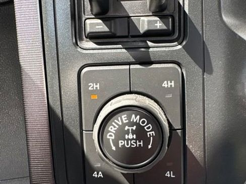 Used 2022 Ford F150 Platinum w/ Equipment Group 701A High AWD/4WD image 24