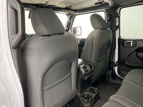 Used 2025 Jeep Wrangler Unlimited Sport AWD/4WD image 15