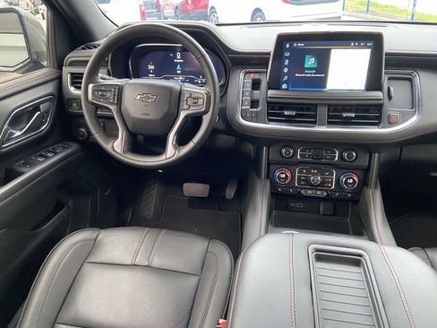 Used 2024 Chevrolet Suburban RST w/ Luxury Package RWD image 15
