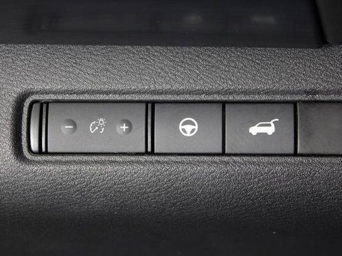 Certified 2023 Nissan Pathfinder SL w/ Black Appearance Package FWD image 25
