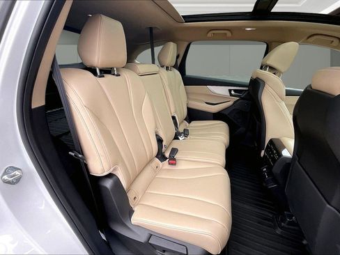 Certified 2025 Acura MDX SH-AWD image 29