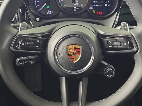 New 2026 Porsche Macan S image 27