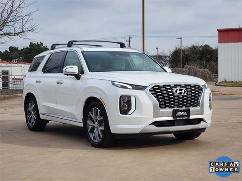 Used 2021 Hyundai Palisade Limited image 3