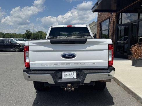 Used 2019 Ford F250 XLT w/ XLT Value Package AWD/4WD image 5