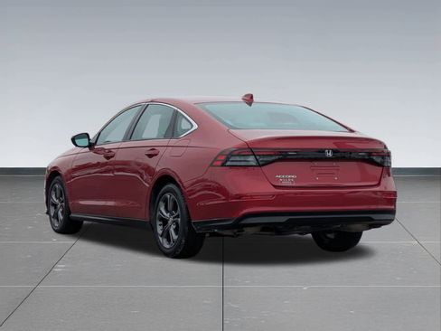 Certified 2023 Honda Accord EX image 4