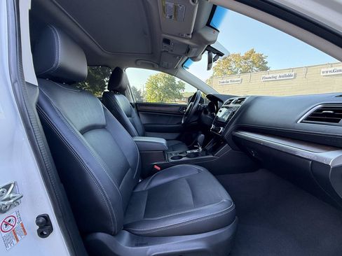 Used 2019 Subaru Outback 2.5i Limited w/ Popular Package #2 AWD/4WD image 14
