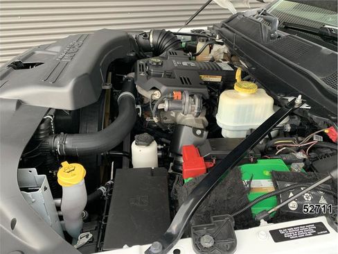 Used 2020 RAM 4500 Tradesman RWD image 18