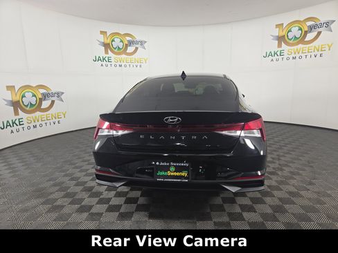 Used 2023 Hyundai Elantra SEL image 9