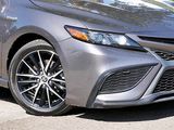 Used 2021 Toyota Camry SE image 4