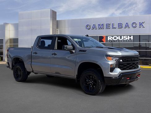 Used 2024 Chevrolet Silverado 1500 Custom Trail Boss w/ LPO, Dark Essentials Package AWD/4WD image 8